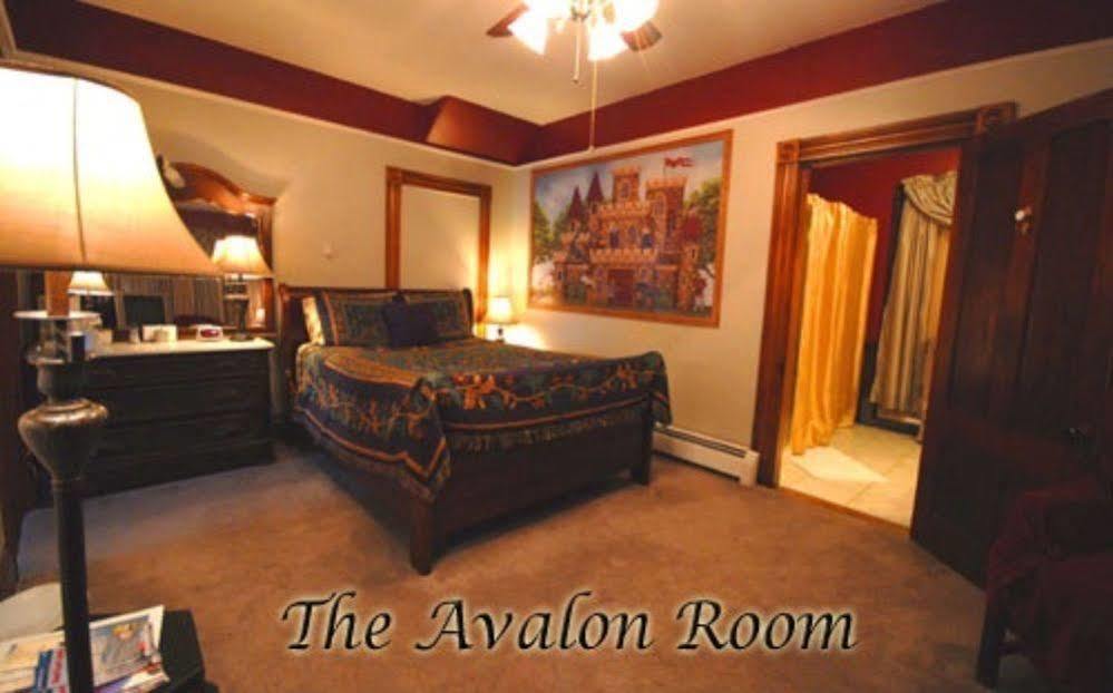 The Lion And The Rose Bed & Breakfast Whitefield Экстерьер фото